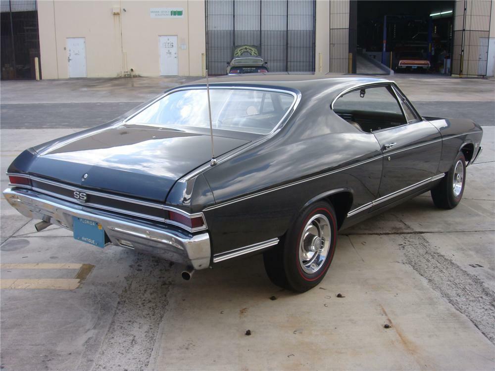1968 CHEVROLET CHEVELLE SS 396 COUPE - Rear 3/4 - 93700