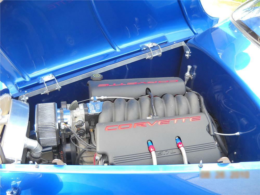 1933 FORD ROADSTER STREET ROD - Engine - 94026