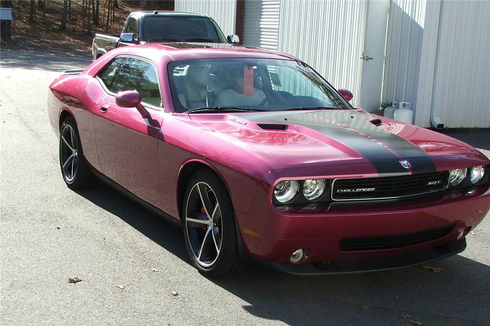 Dodge Challenger Furious Fuchsia
