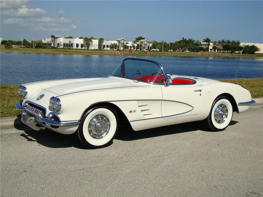 1960 CHEVROLET CORVETTE CONVERTIBLE - Front 3/4 - 96574