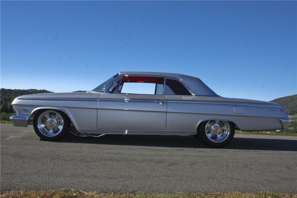 1962 CHEVROLET IMPALA SS CUSTOM 2 DOOR HARDTOP - Side Profile - 96761