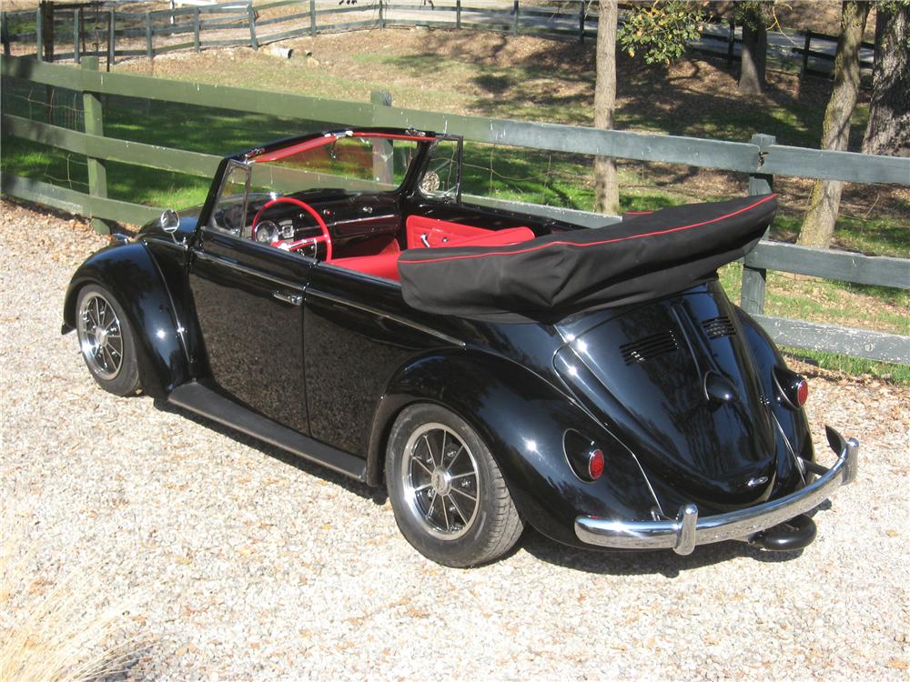 1961 VOLKSWAGEN BEETLE CUSTOM CONVERTIBLE - Rear 3/4 - 97033