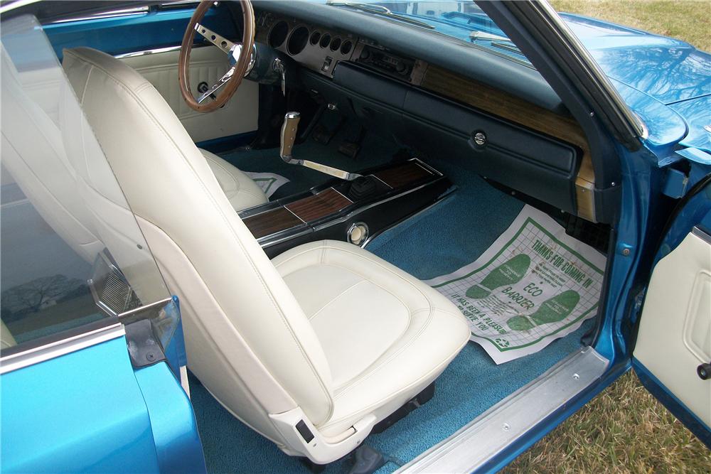 1970 PLYMOUTH ROAD RUNNER CUSTOM 2 DOOR COUPE - Interior - 97900