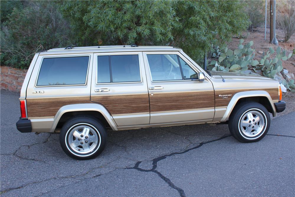 1989 JEEP WAGONEER SUV - Side Profile - 98084