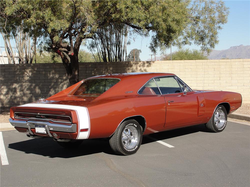 1970 DODGE CHARGER R/T 2 DOOR HARDTOP - Rear 3/4 - 98104