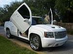 2007 CHEVROLET AVALANCHE CUSTOM PICKUP - Front 3/4 - 101722