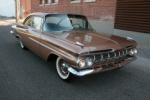 1959 CHEVROLET BISCAYNE 2 DOOR SEDAN - Front 3/4 - 112771