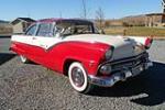 1955 FORD FAIRLANE 2 DOOR HARDTOP - Front 3/4 - 138952