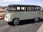 1958 VOLKSWAGEN DELUXE 15 WINDOW BUS - Side Profile - 151721
