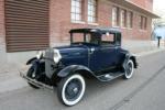 1930 FORD MODEL A COUPE - Front 3/4 - 174476