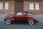1939 FORD DELUXE 4 DOOR SEDAN - Side Profile - 174478