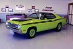 1973 PLYMOUTH DUSTER CUSTOM 2 DOOR COUPE - Front 3/4 - 177176
