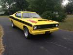 1970 PLYMOUTH DUSTER CUSTOM 2 DOOR COUPE - Front 3/4 - 177467