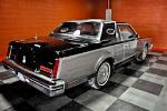 1983 LINCOLN CONTINENTAL MARK VI - Rear 3/4 - 184630