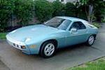 1982 PORSCHE 928 - Front 3/4 - 187011