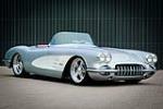 1960 CHEVROLET CORVETTE CUSTOM TOPLESS ROADSTER - Front 3/4 - 188532