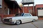 1964 CHEVROLET IMPALA CUSTOM HARDTOP - Front 3/4 - 189291