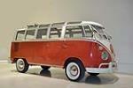 1966 VOLKSWAGEN 21-WINDOW SAMBA BUS - Front 3/4 - 190501