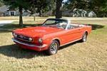 1966 FORD MUSTANG CONVERTIBLE - Front 3/4 - 193812
