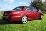 2004 JAGUAR XJR SEDAN - Rear 3/4 - 194203