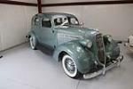 1936 STUDEBAKER DICTATOR 4-DOOR SEDAN - Front 3/4 - 195742
