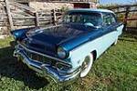 1956 FORD CUSTOM LINE SEDAN - Front 3/4 - 195819