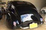 1940 FORD CUSTOM SEDAN - Rear 3/4 - 200640