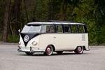 1965 VOLKSWAGEN TYPE II 21-WINDOW DELUXE BUS - Front 3/4 - 200656