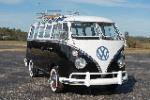 1967 VOLKSWAGEN 21-WINDOW DELUXE BUS - Front 3/4 - 202091