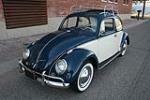 1960 VOLKSWAGEN BEETLE RAGTOP SEDAN - Front 3/4 - 206483