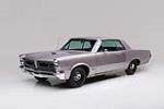 1965 PONTIAC GTO - Front 3/4 - 210057