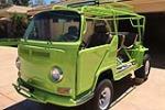 1968 VOLKSWAGEN CUSTOM BUS - Front 3/4 - 210456