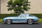 1963 CHEVROLET CORVETTE 327/300 SPLIT-WINDOW COUPE - Side Profile - 211132