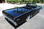 1967 LINCOLN CONTINENTAL CONVERTIBLE - Rear 3/4 - 211855