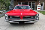 1966 PONTIAC GTO - Front 3/4 - 224094