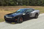 2015 DODGE CHALLENGER SRT HELLCAT - Front 3/4 - 225346