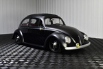 1960 VOLKSWAGEN BEETLE CUSTOM SEDAN - Front 3/4 - 231104
