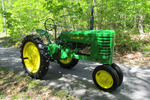 1945 JOHN DEERE H ROW CROP TRACTOR - Front 3/4 - 231833