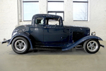 1932 FORD 5-WINDOW CUSTOM COUPE - Side Profile - 232251