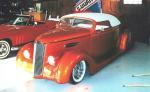 1936 FORD CONVERTIBLE - Front 3/4 - 23243