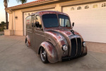 1946 DIVCO CUSTOM MILK TRUCK  - Front 3/4 - 236647