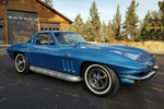 1965 CHEVROLET CORVETTE 396/425 COUPE - Front 3/4 - 236738
