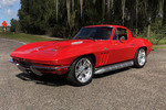 1966 CHEVROLET CORVETTE CUSTOM COUPE STINGRAY - Front 3/4 - 237156