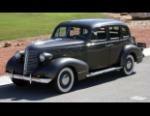 1937 PONTIAC DELUXE 4 DOOR SEDAN -  - 23820