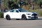 2016 FORD SHELBY GT350R - Front 3/4 - 238333