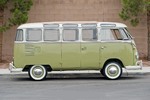 1960 VOLKSWAGEN 23-WINDOW BUS - Side Profile - 238398