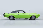 1970 DODGE HEMI CHALLENGER R/T - Side Profile - 240032