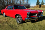 1965 PONTIAC GTO CUSTOM HARDTOP - Front 3/4 - 244121