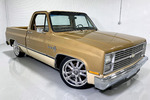 1984 CHEVROLET C10 CUSTOM DELUXE PICKUP - Front 3/4 - 246126