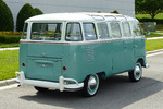 1961 VOLKSWAGEN 23-WINDOW BUS - Rear 3/4 - 248974